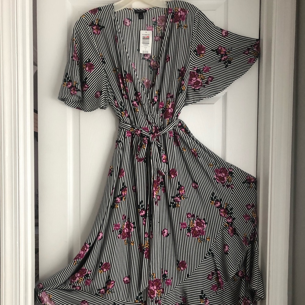 Torrid NWT - Black Floral Striped Wrap Dress.